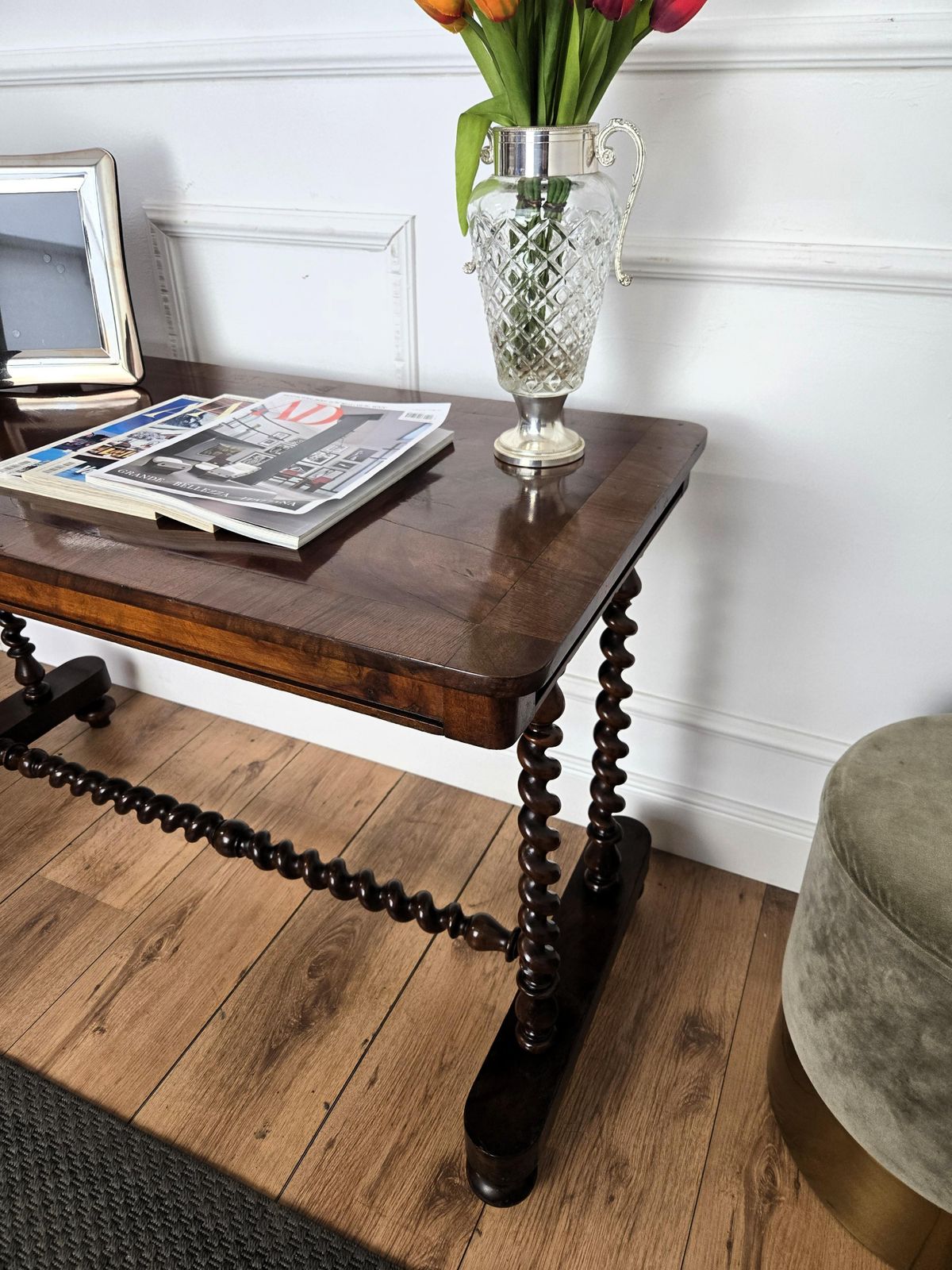 Antique Italian Walnut Burl Inlay Console Side Table With Bobbin Turned Legs photo vinterior