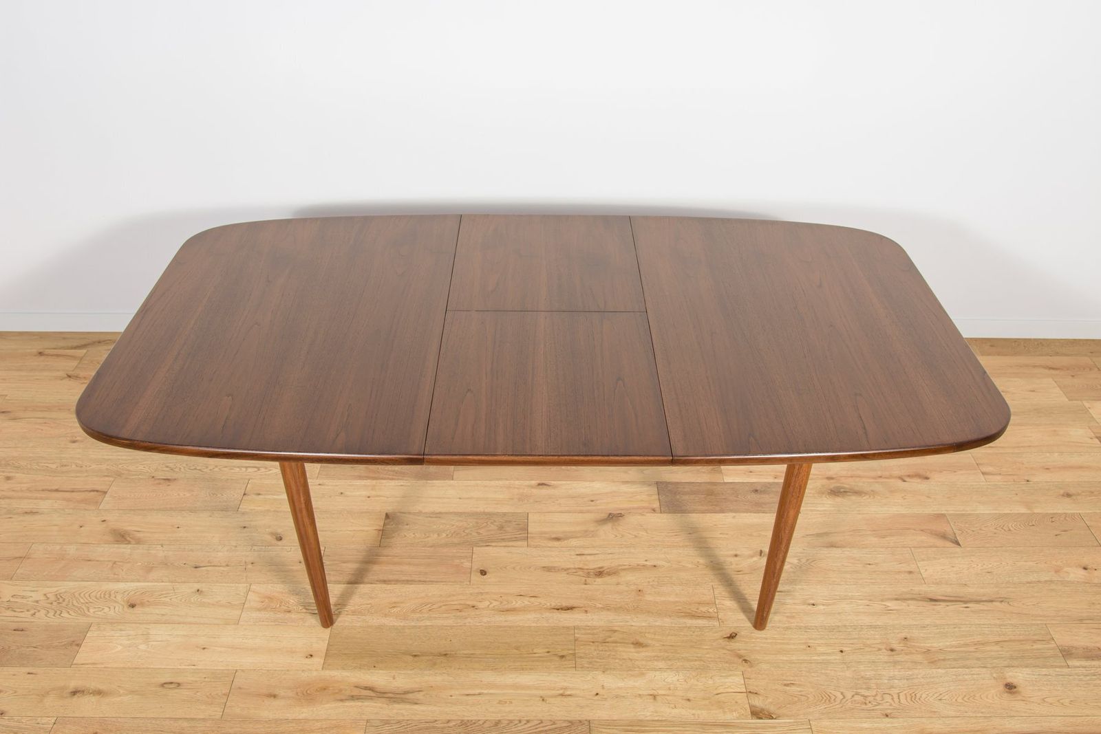 photo vinterior Mid Century Modern Teak Extendable Dining Table From G Plan, United Kingdom, 1960s