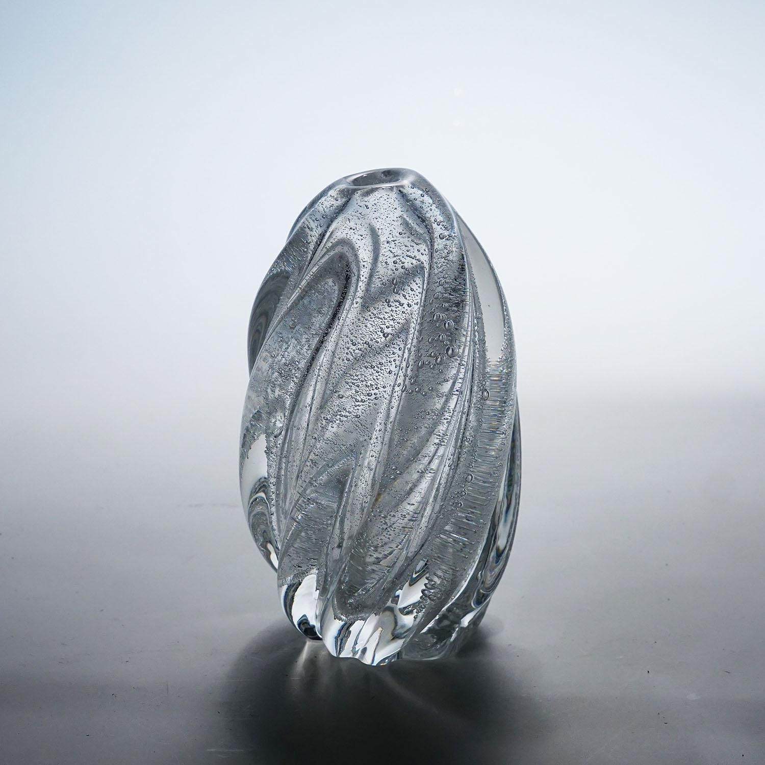Art Glass Vase With Sodium Bubbles Tapio Wirkkala For Iittala 1940s photo furniture