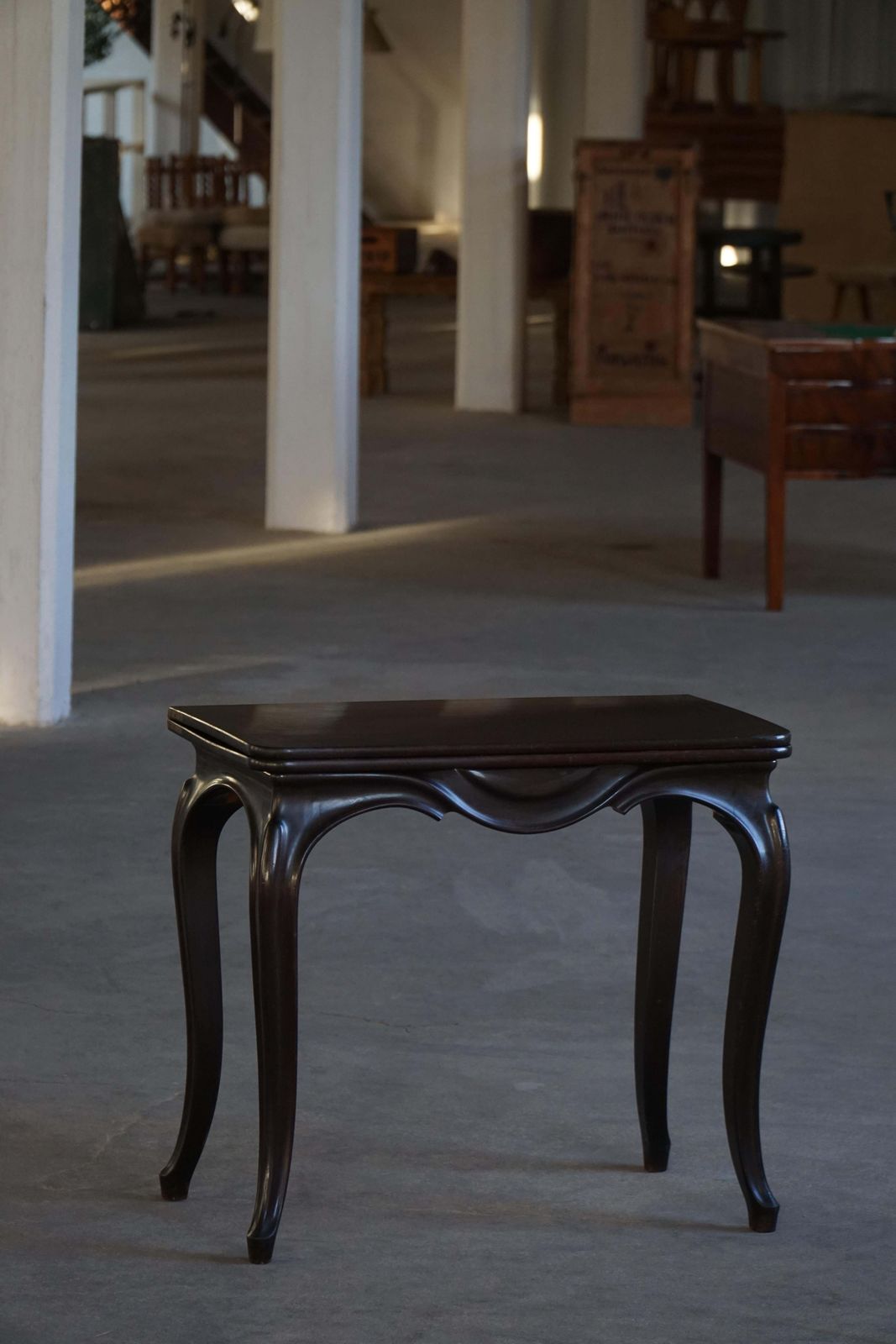 photo furniture English Rococo Revival Folding Table / Game Table In Wood, 19th Century