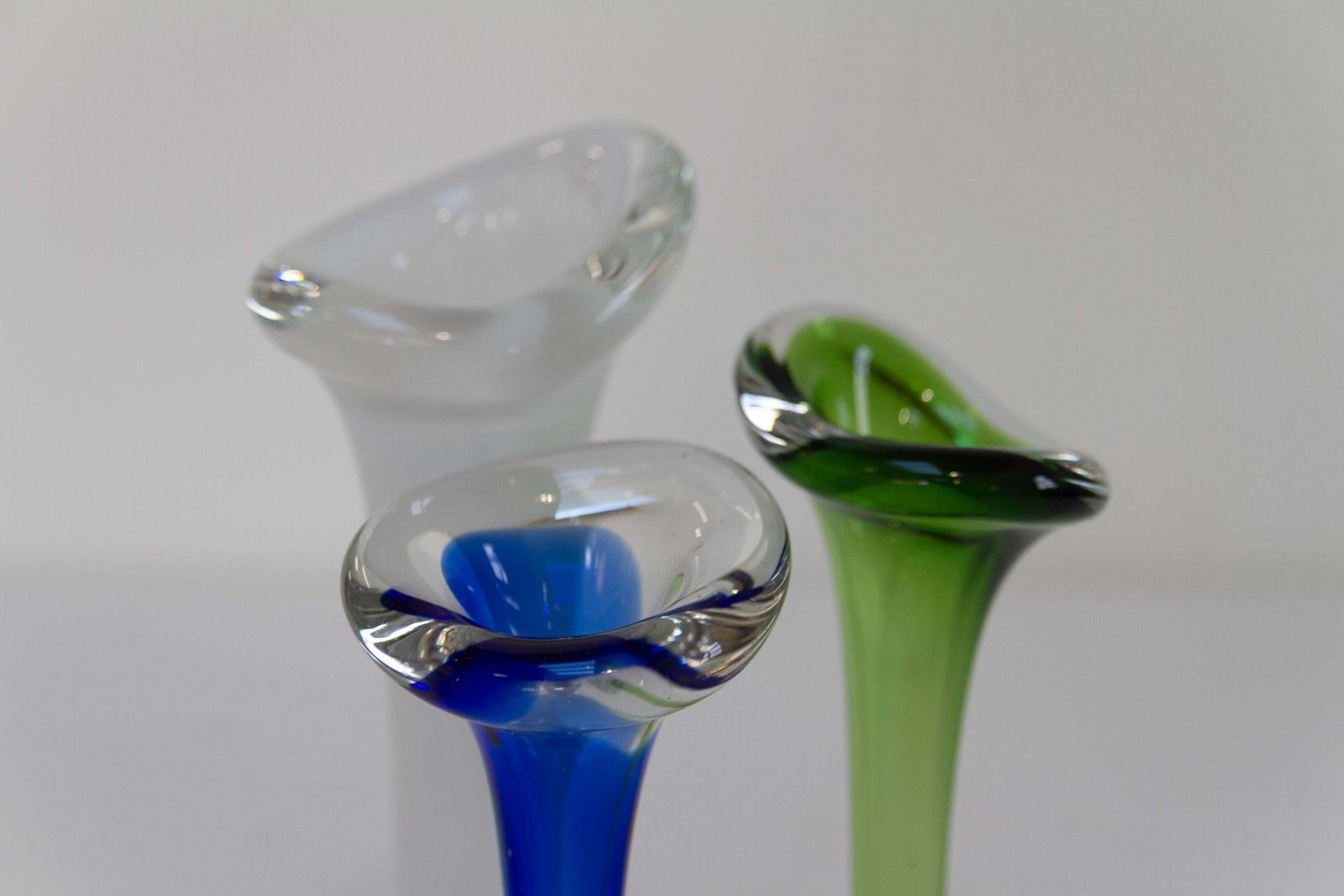 photo furniture Swedish "Bone" Glass Vases By Bo Borgström For Aseda. 1960s. Set Of 3.