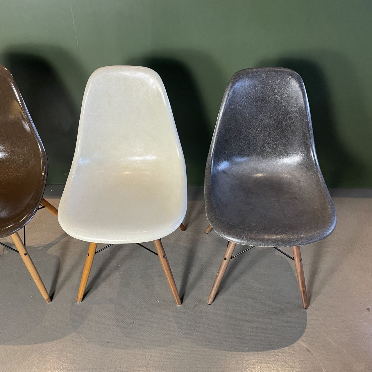 Eames Herman Miller Dsw Side Chairs In Parchment, Seal Brown, Lemon Yellow And Elephant Grey With Slight Imperfections photo vinterior