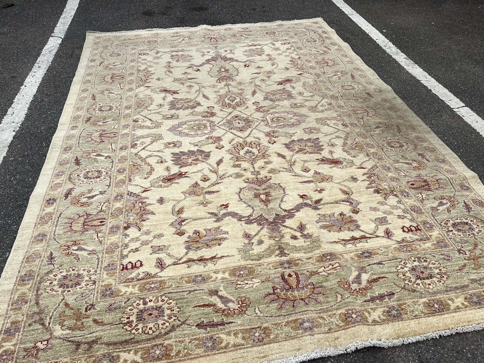 photo buy Large Country House Carpet/ Rug, Superb Quality. Floral Pattern. 264 X 188 Cms