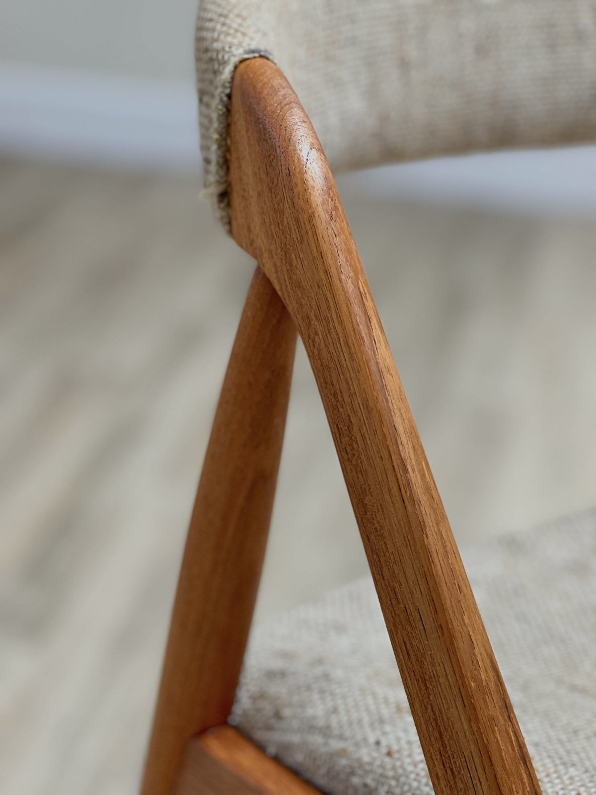 A Set Of 8 Teak Kai Kristensen For Bespoke Upholstery (Model 31) photo buy