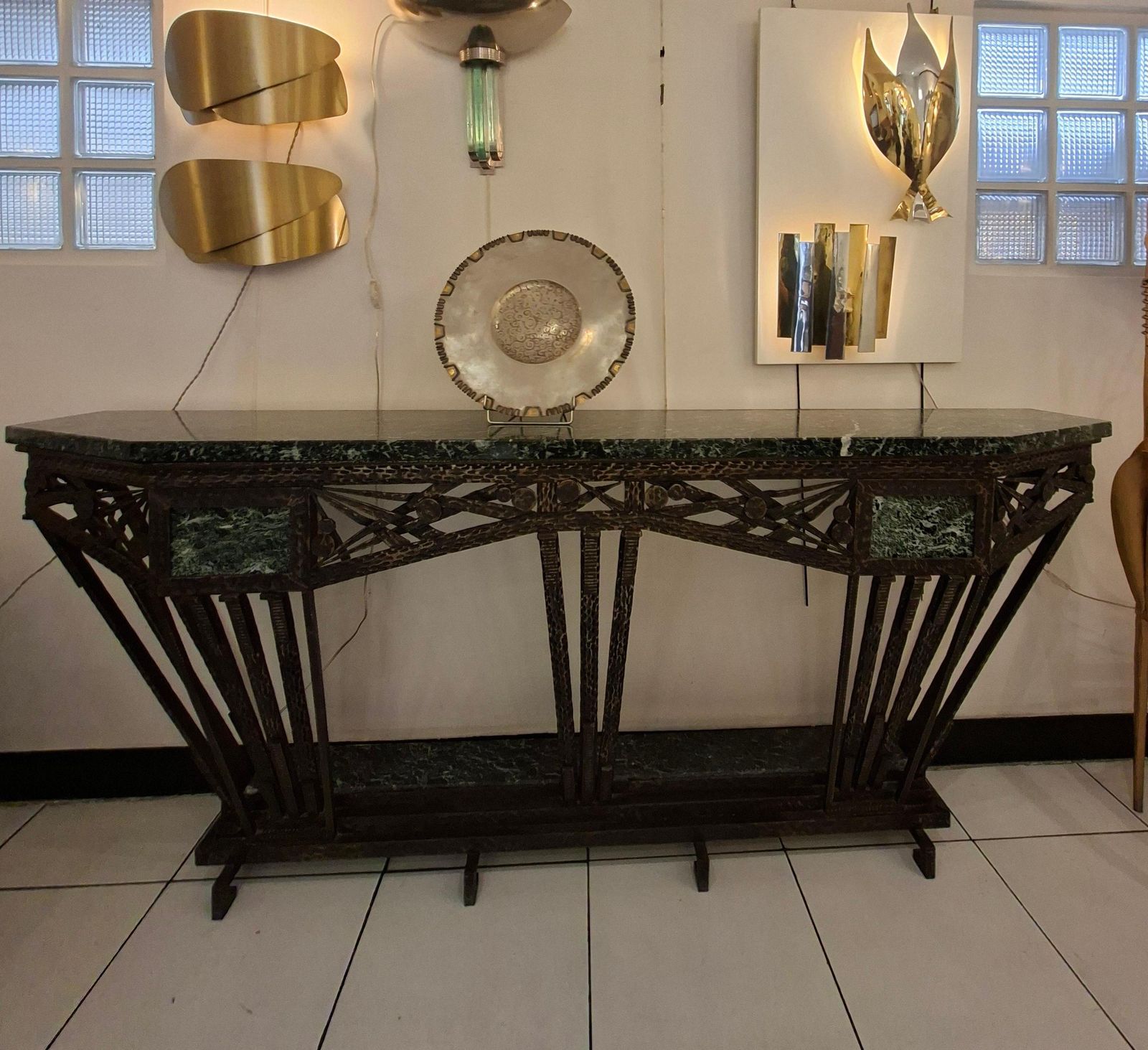 photo furniture Art Déco Console In Wrought Iron And Green Campan Marble Top