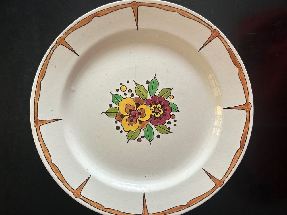 Art Deco Dishes And Plates From Boch Fréres La Louviére, 1920s, Set Of 8 photo for sale