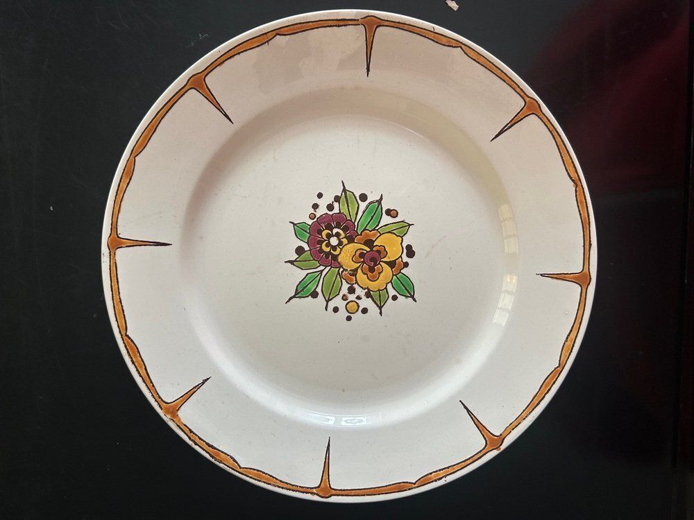 Art Deco Dishes And Plates From Boch Fréres La Louviére, 1920s, Set Of 8 photo vintage