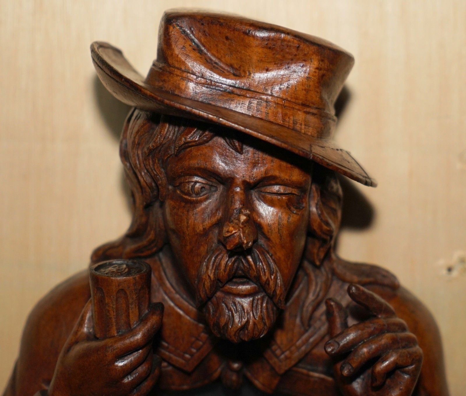 Fine Antique Original Black Forest Folk Art Wall Mirror Of Chap With Bee On Nose photo vinterior