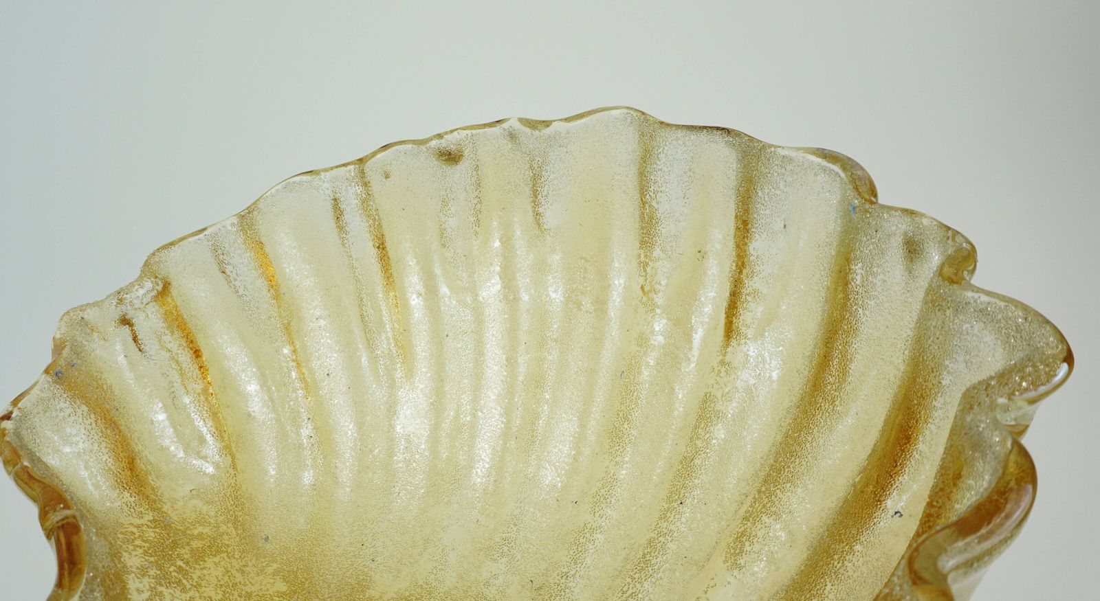 No. 1 Of 2 Mid Century Modern Sconce Wall Lamp Lustrous Glass Shell Brass photo 453.0