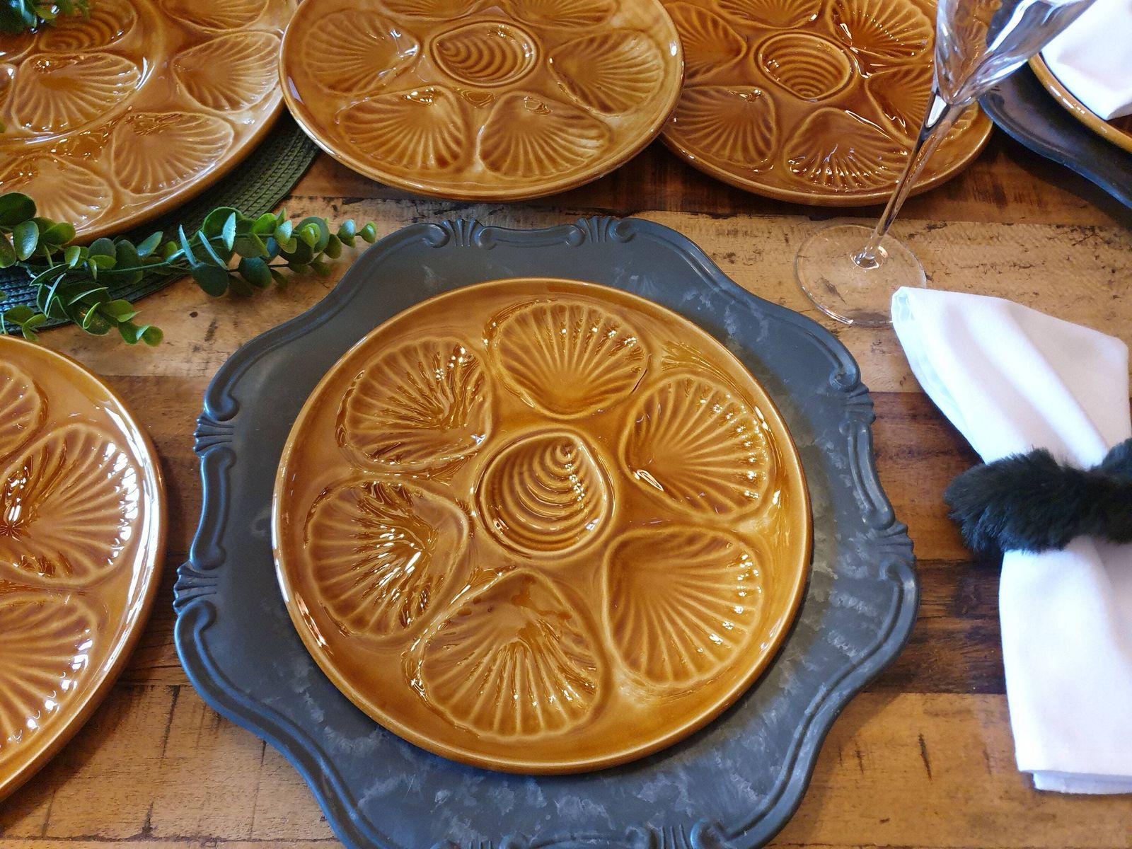 Vintage keramische oesterplaten, schaal voor zeevruchten, Thanksgiving Table photo furniture