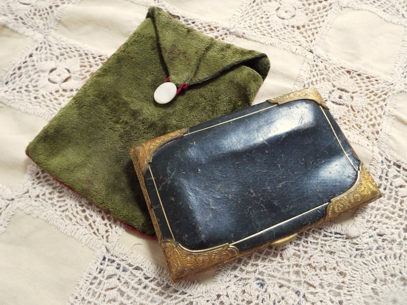 Antique Victorian Leather & Ornate Gilt Metal Cigar Case Monogrammed F Fiddler photo 157.0