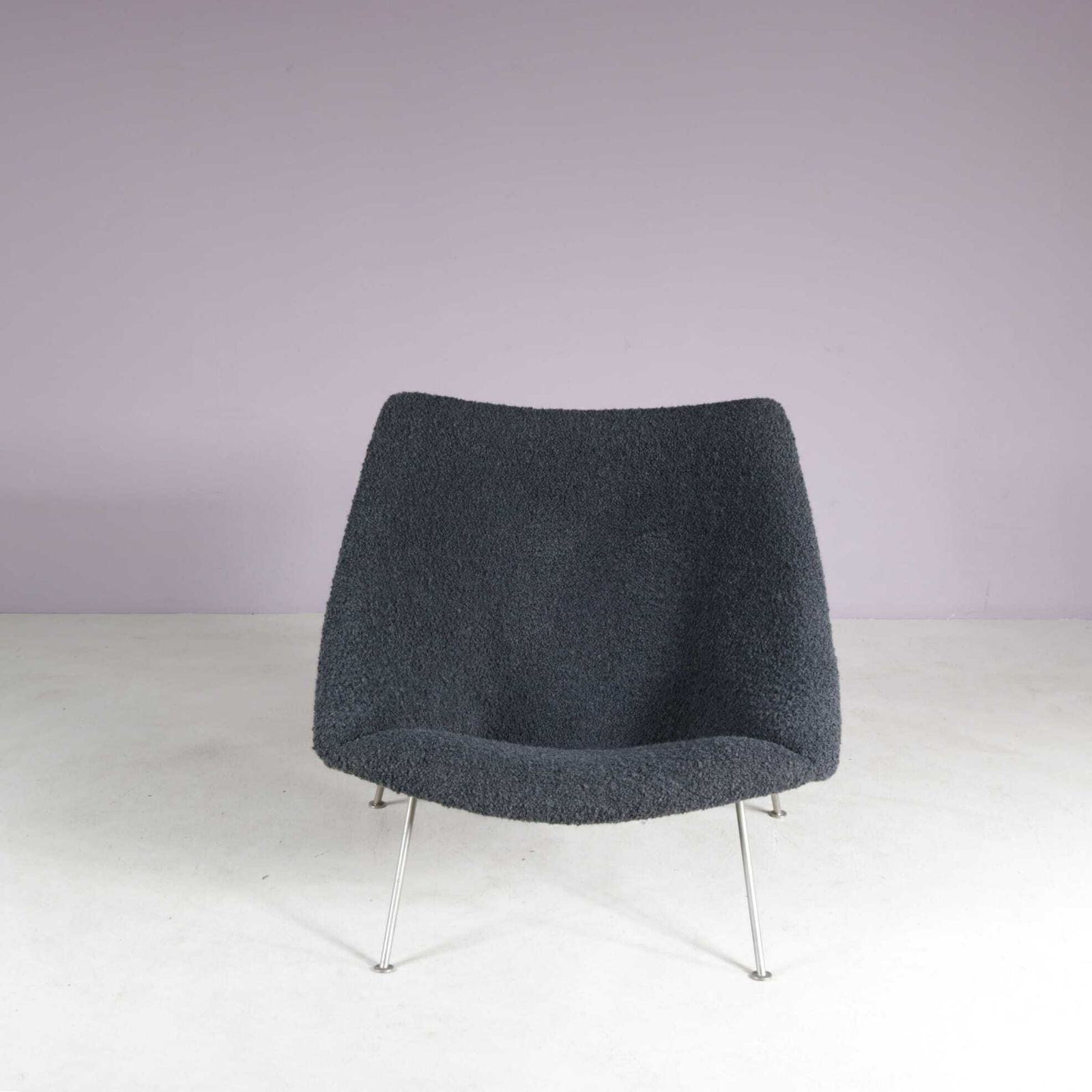 1950s Oyster Chair By Pierre Paulin For Artifort, Netherlands photo vintage