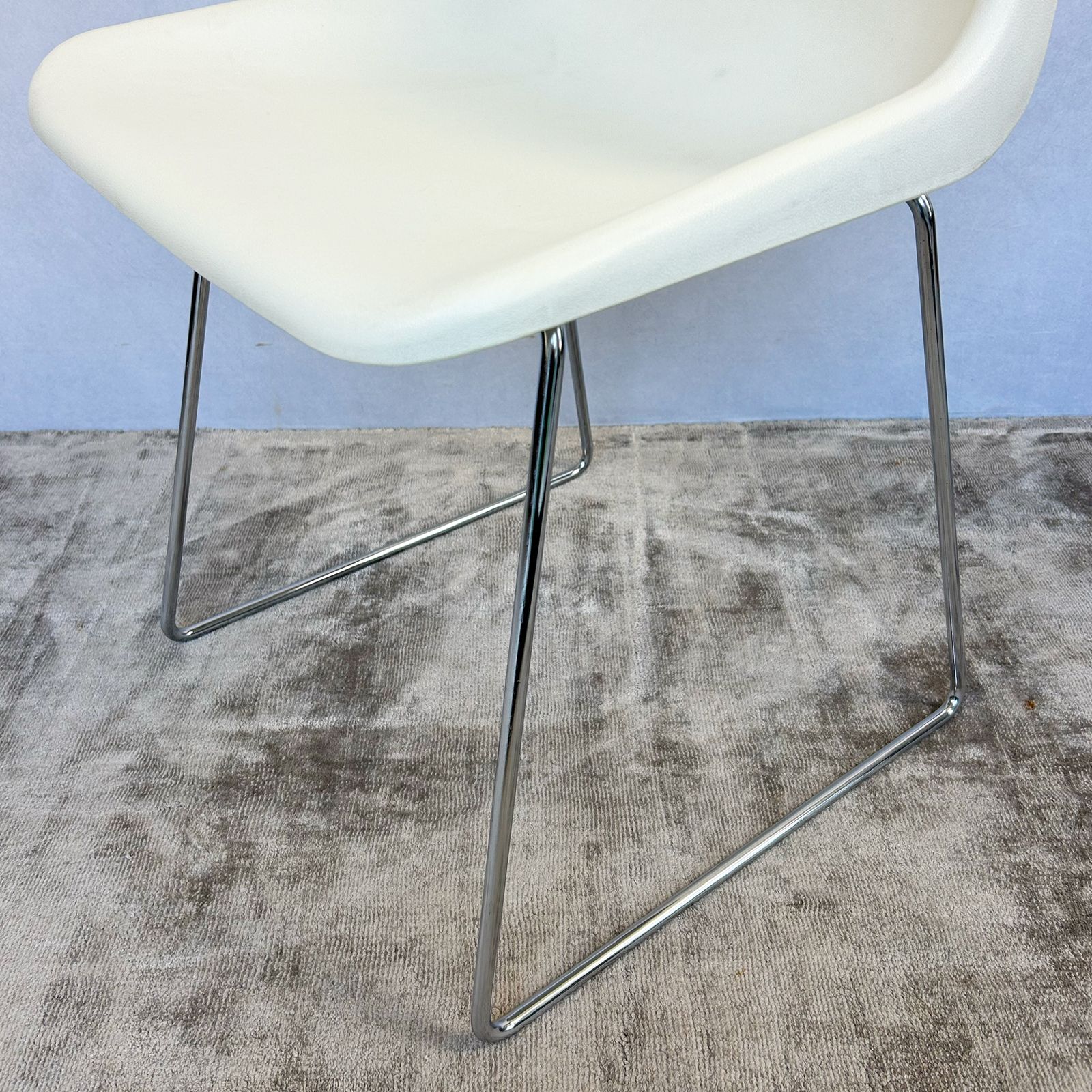 995.0 Robin Day Polypropylene Chairs With Chrome Sled Bases For Hille (Set Of Six) photo