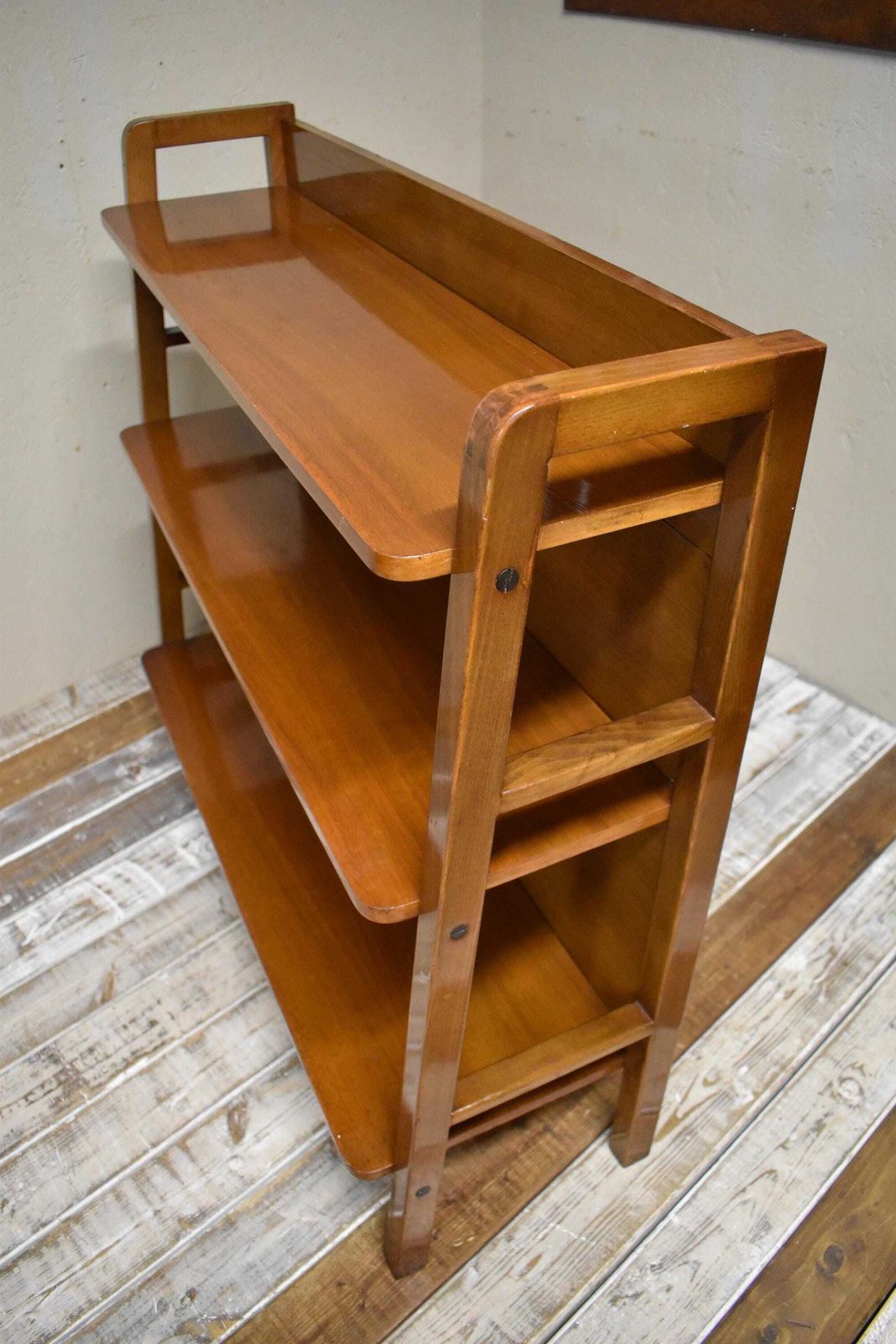 photo vinterior Mid Century Waterfall Display Bookcase   Ladderax Style