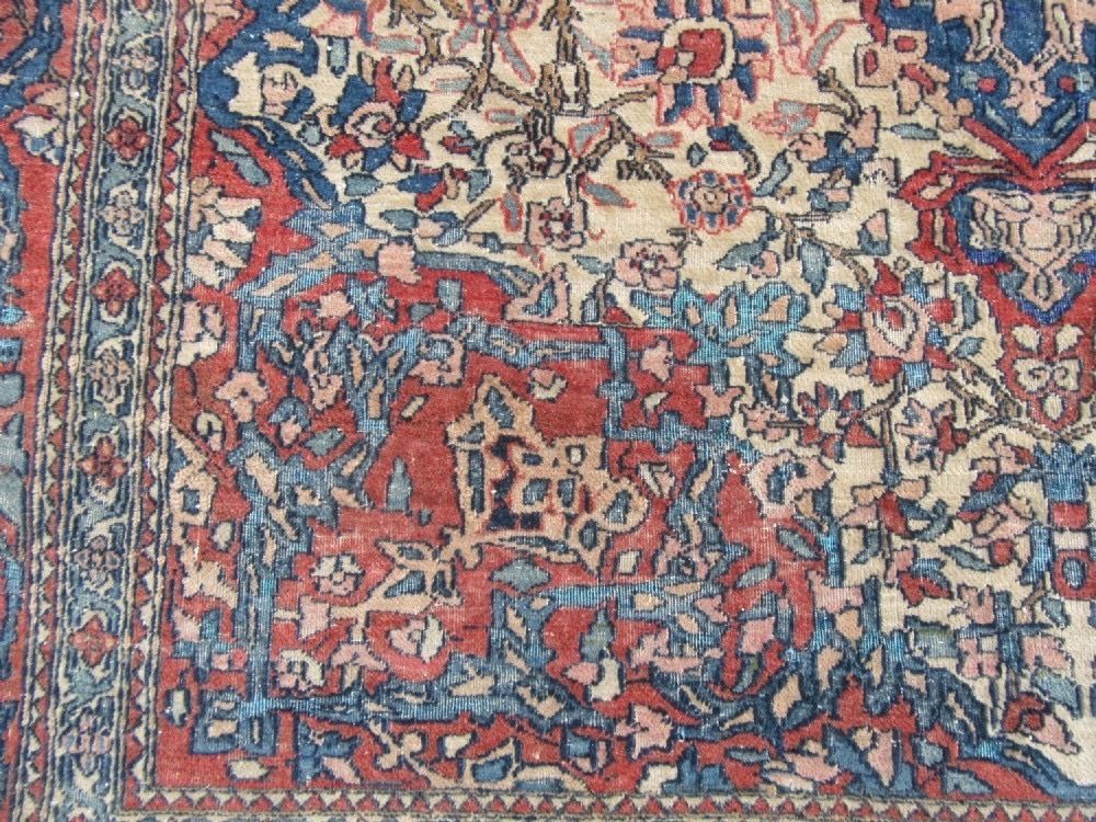Antique Distressed Isfahan Rug. 206cm X 140cm photo 595.0