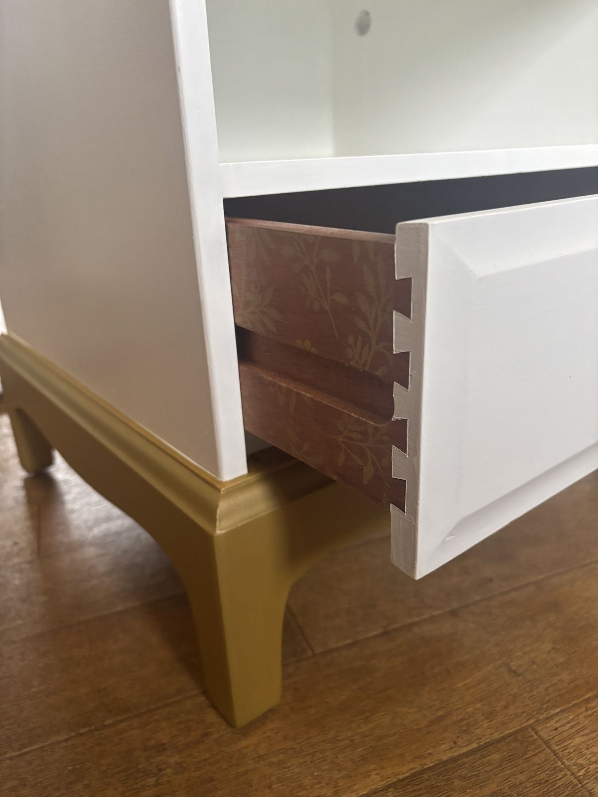 Stag Minstrel Bedside Table Farrow And Ball All White And Antique Gold photo Furniture