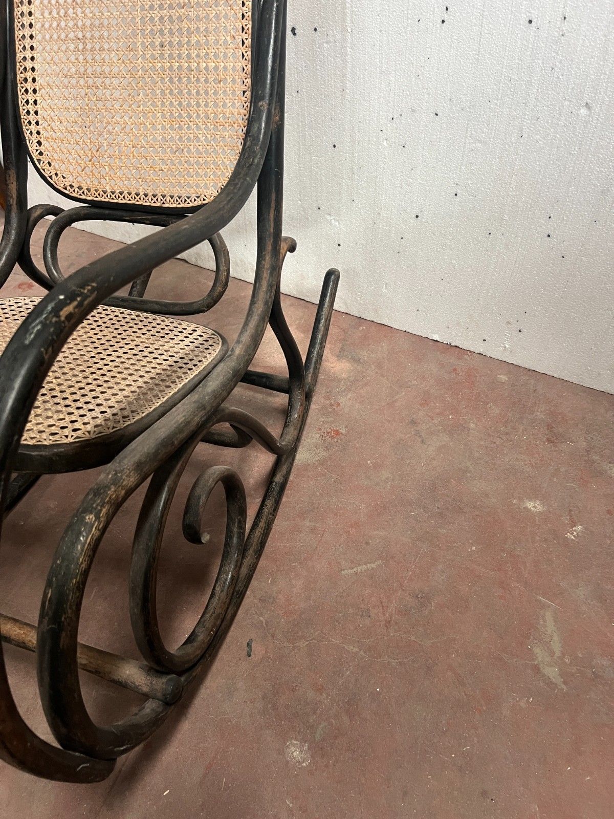 Rocking Chair Curved Wooden Rocking Chair 20th Century photo vinterior