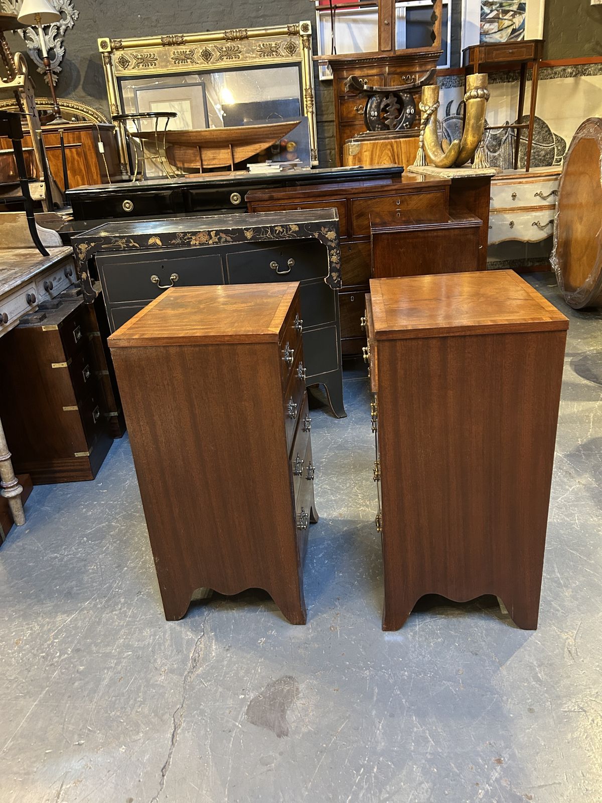 1520.0 Pair Georgian Revival Bedside Chest Of Drawers photo