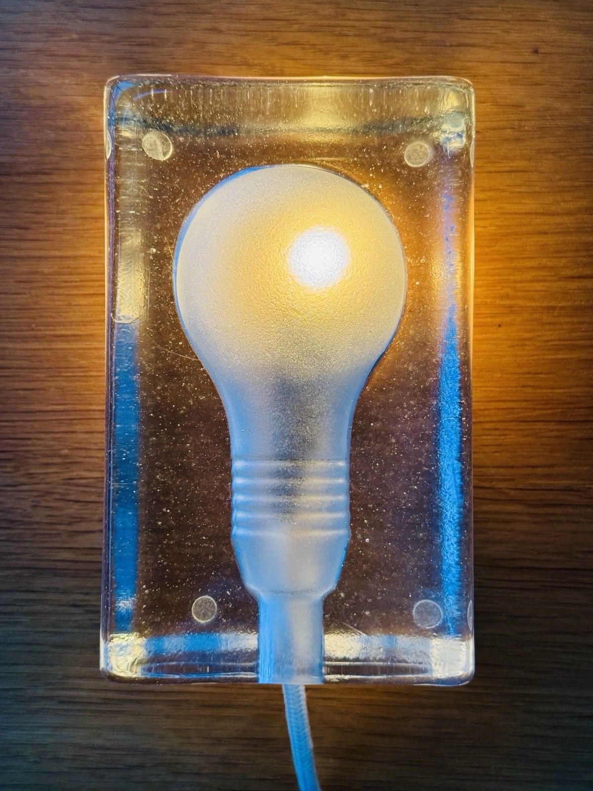 photo vintage Genuine Design House Stockholm Block Lamp With White Cord Harri Koskinen Moma