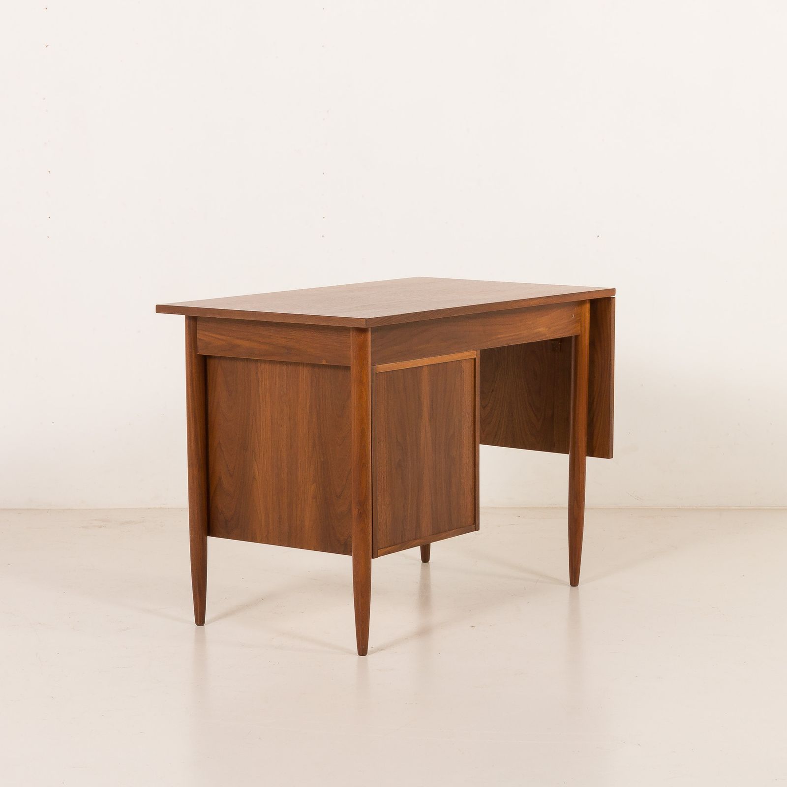 Scandinavian Mid Century Teak Desk With Extension By Austvoll Møbelfabrikk, Norway 1960s photo vinterior