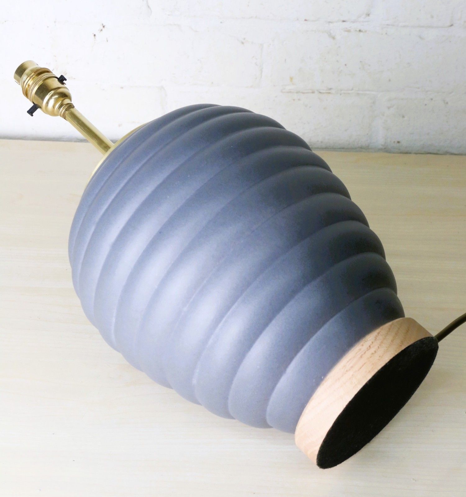 photo furniture Table Lamp Studio Vintage Ceramic Art Deco Beehive Lamp Mid 20th Vgc