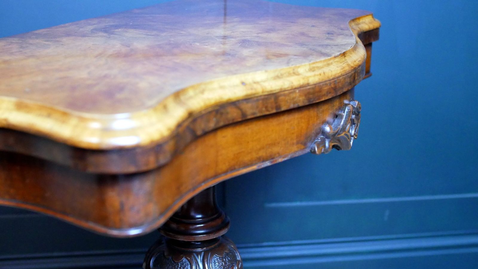 Victorian Serpentine Burr Walnut Console Hall Side Games Table photo vintage