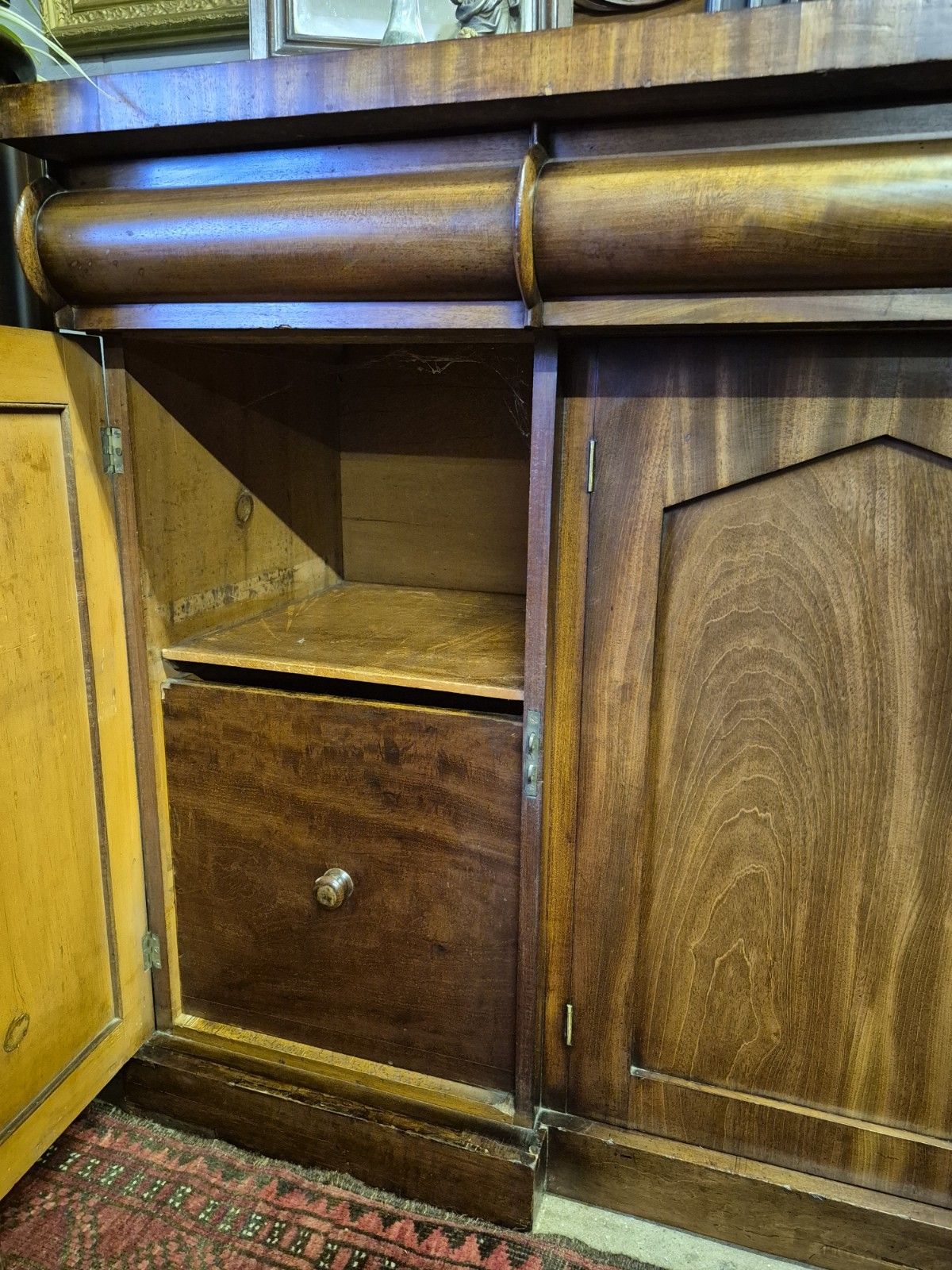 A Wonderful Boho Early Victorian Flame Mahogany Chiffonier Buffet Sideboard photo vintage