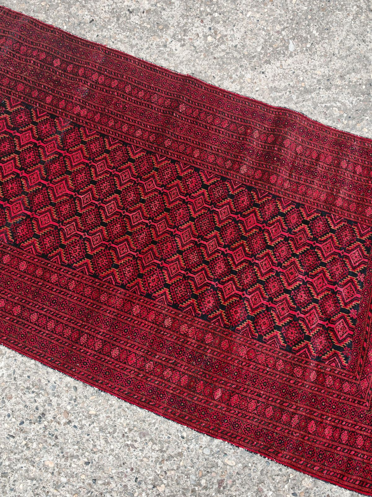 Vintage Hand Knotted Baluch Rug, Natural Dyed Wool, Afghanistan 1960s photo vinterior