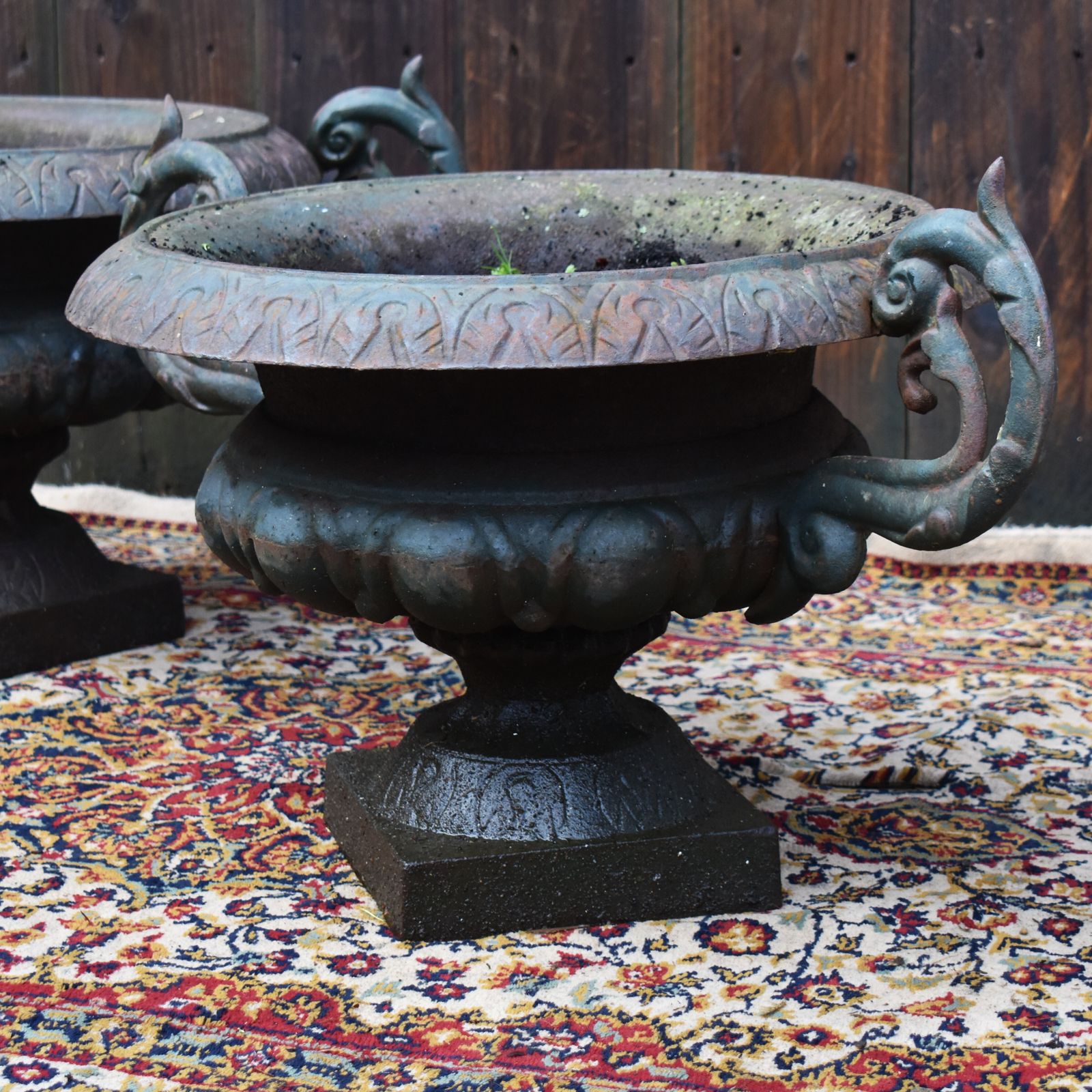Antique Victorian English Country House Cast Iron Classical Garden Urns Pair photo Home Decor