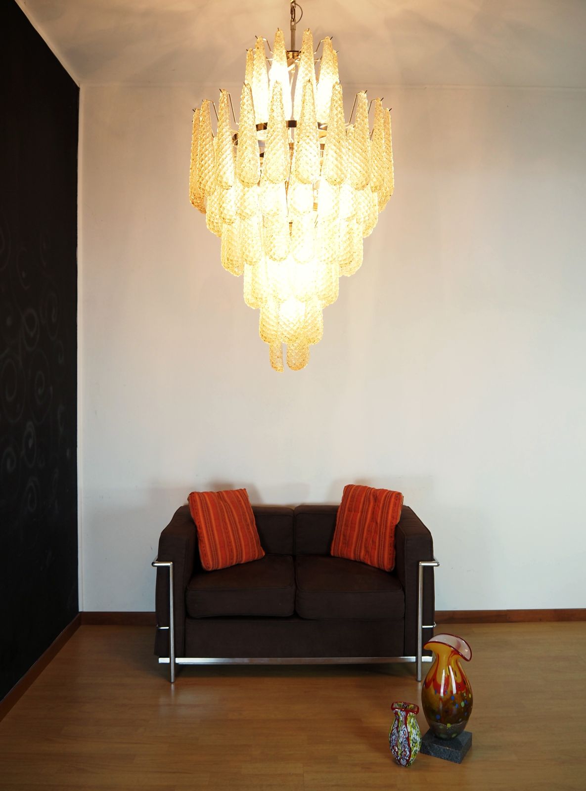 photo vinterior Huge Italian Vintage Murano Glass Chandelier   85 Glass Amber Petals Drop