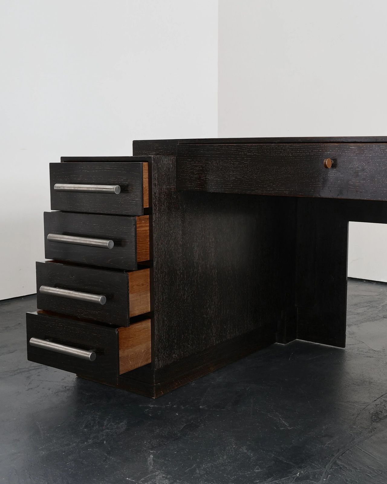 6545.0 Exceptional Xl C.1930s French Modernist Desk photo