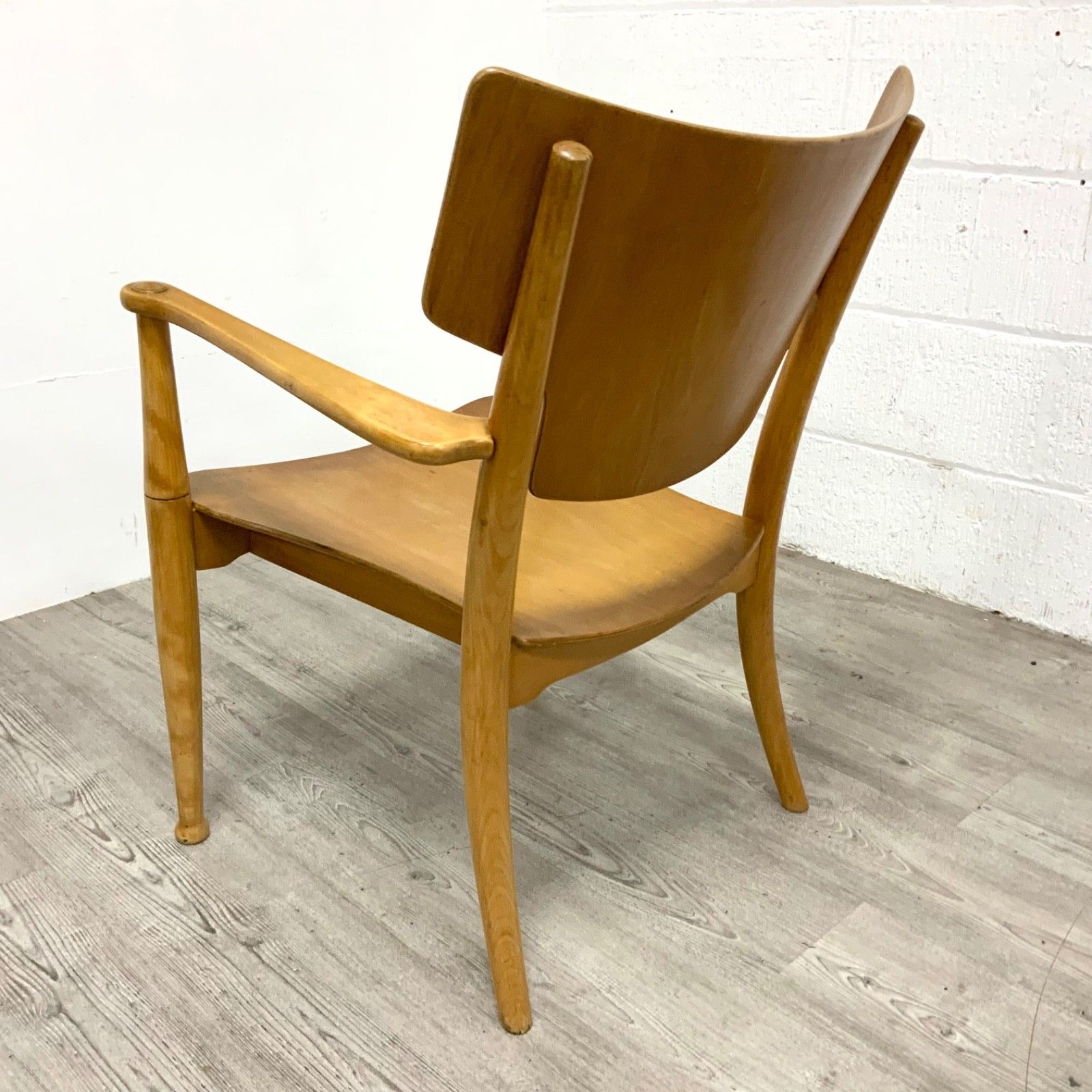 photo furniture A Pair Of Danish “Portex” Chairs By Pete Hvidt And Orla Molgaard Nielsen For Fritz Hansen
