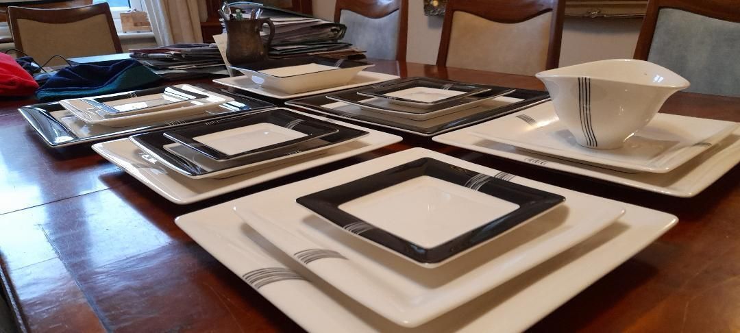 Villeroy & Boch Corpo Corpe Black White Lines Square Plates Bowls Dinner Service photo vinterior