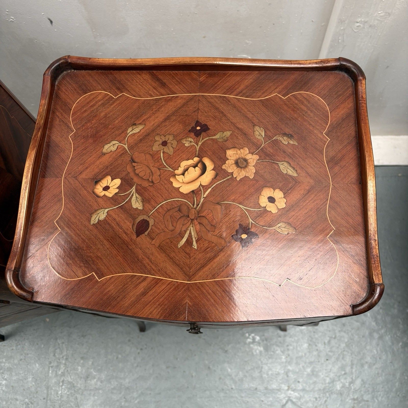 Pair French Provincial Inlaid Tulip Wood “Chevets” Nightstands Bedside Tables photo vinterior