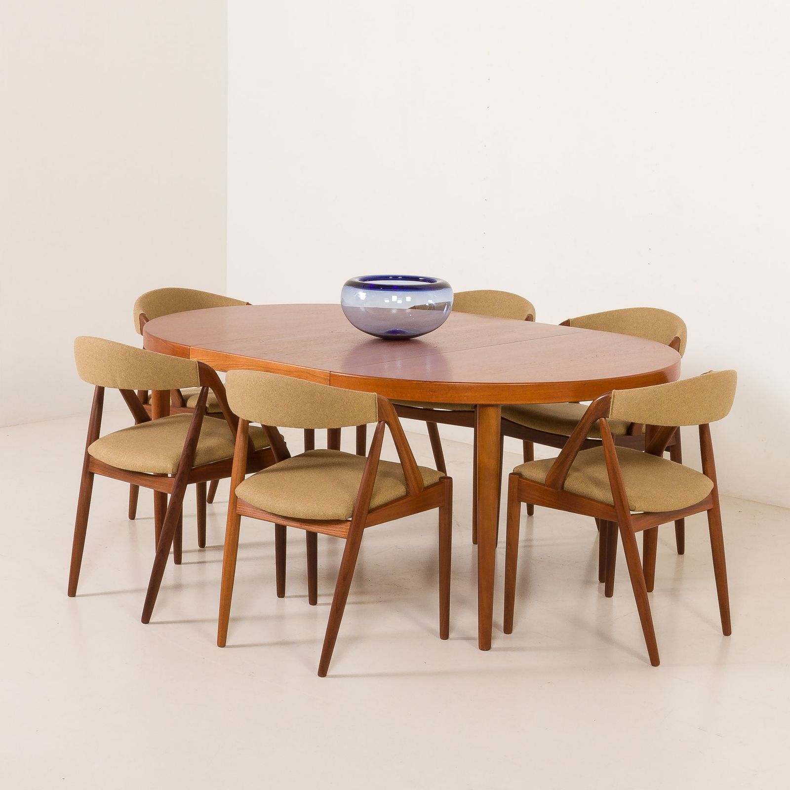 Kai Kristiansen Model 31 Chairs, Set Of 6, Denmark 1960s photo for sale