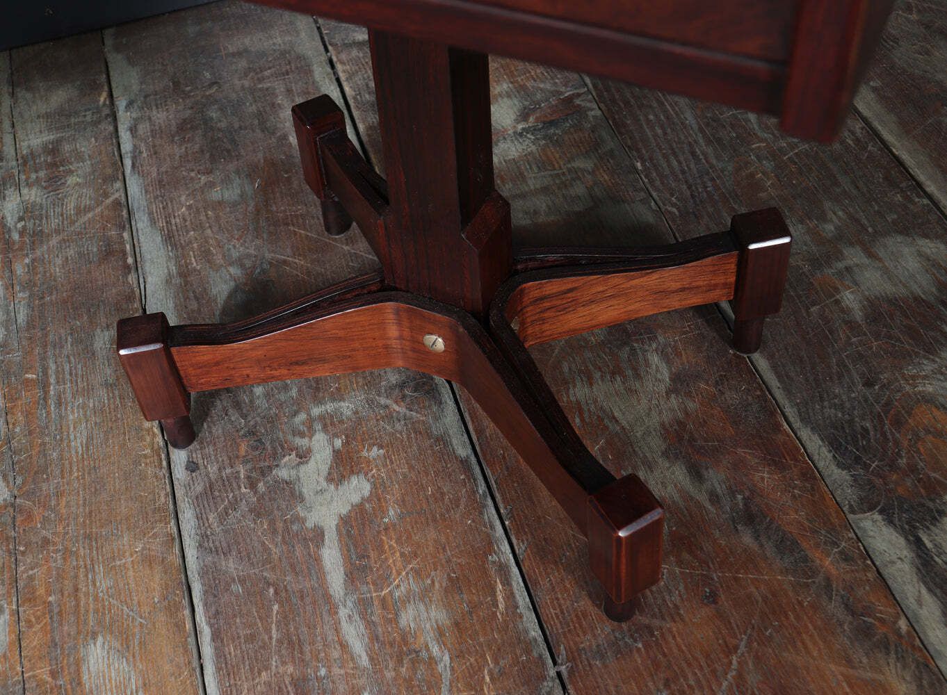 photo vinterior Pair Of Mid Century Italian Bedside Tables By Sormani