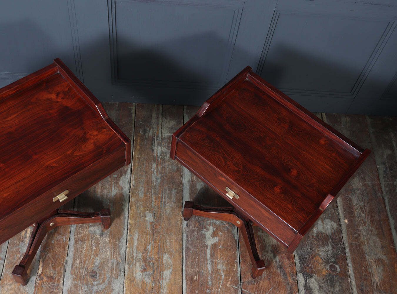 photo vintage Pair Of Mid Century Italian Bedside Tables By Sormani