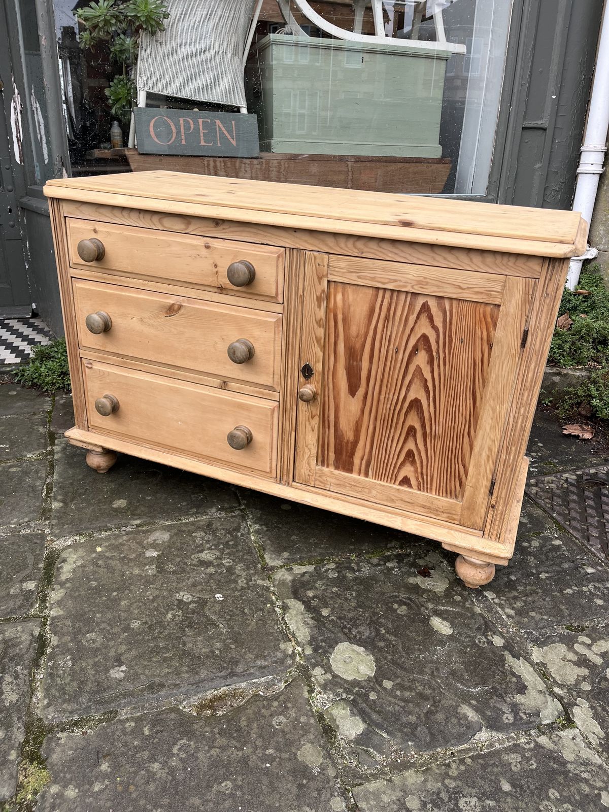 A Stunning Victorian Pine Dresser Base/Sideboard With Three Drawers photo vintage