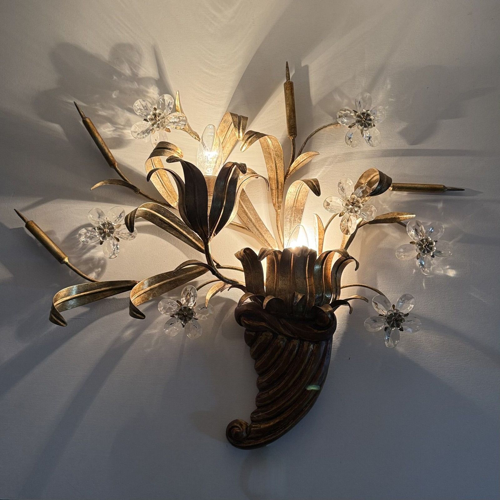 Mid Century Design Banci Style Wandlamp Kristallen Bloemboeket, Jaren 1970 photo vinterior