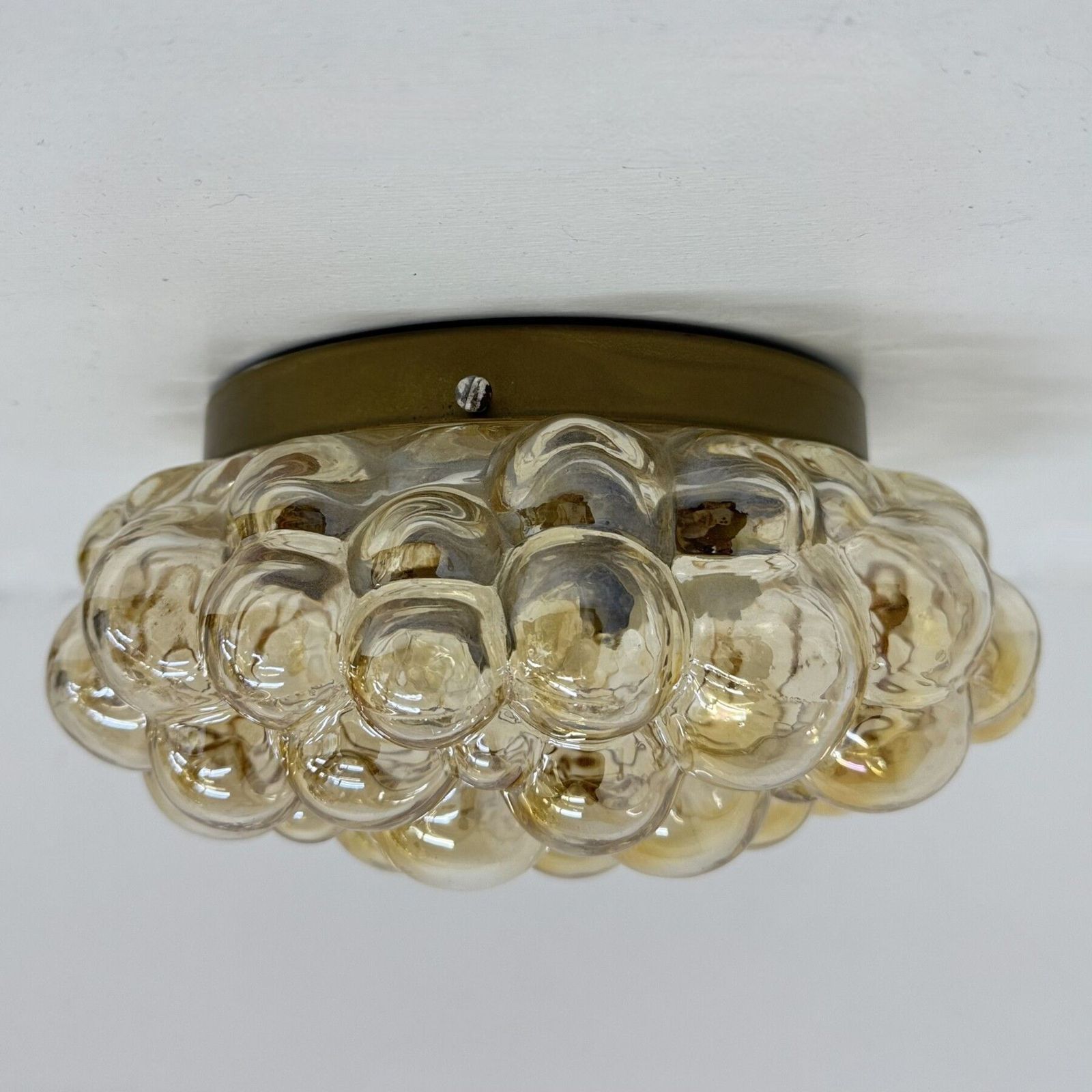 photo furniture Helena Tynell Bubble Glass Flush Mount Ceiling Lamp, Jaren 1970, Duitsland