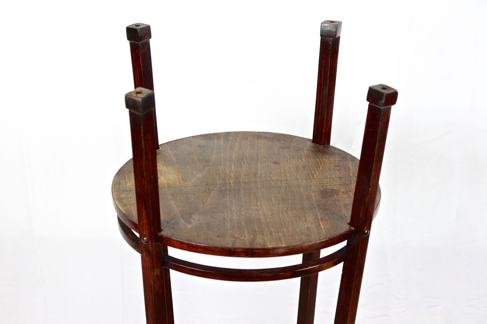 photo vintage 20th Century Art Nouveau Bentwood Pedestal By Thonet   Mod. 9531, At Ca. 1906