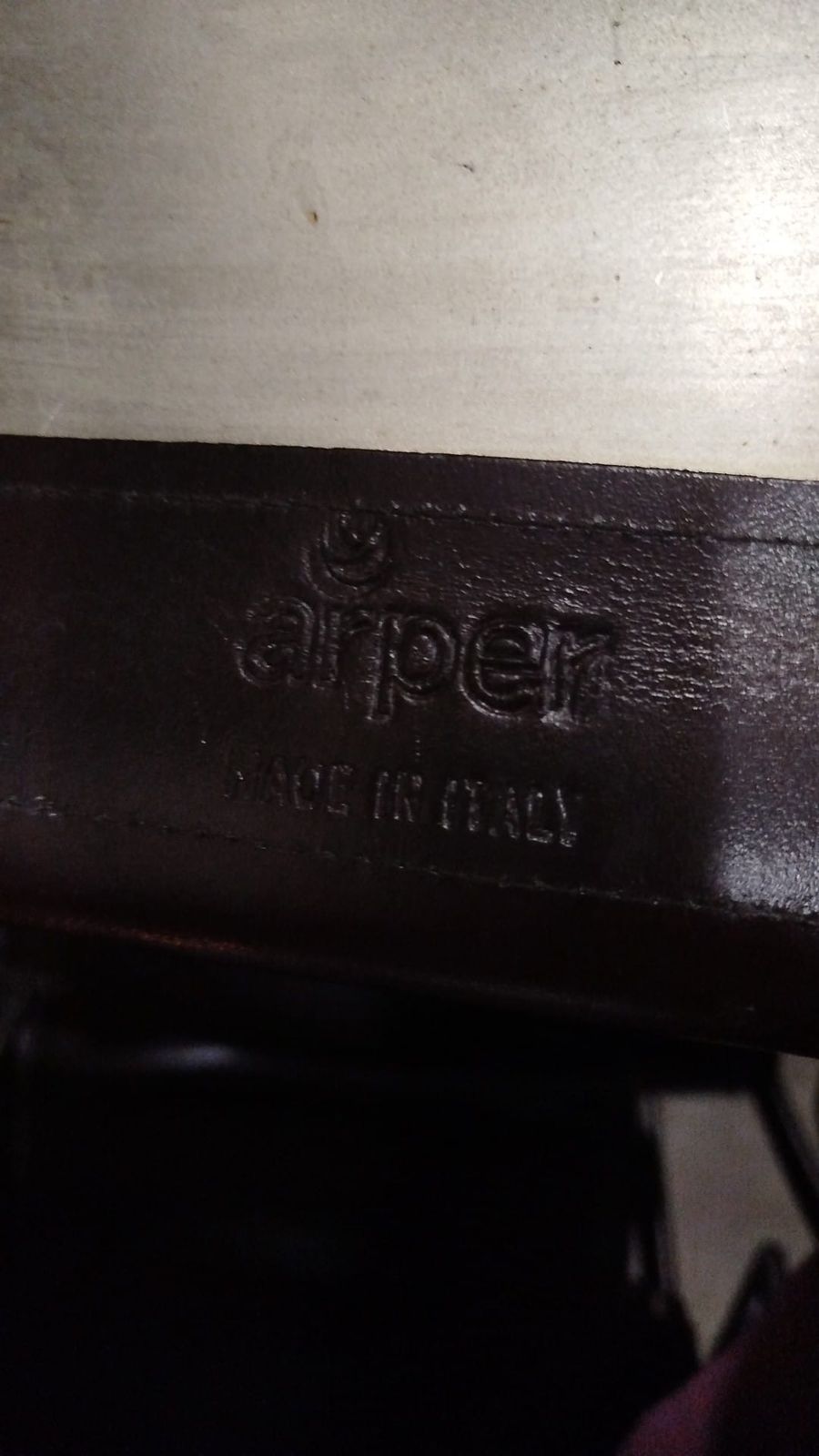 photo vintage Set Of Six Italian Leather And Chrome Armchairs By Arper