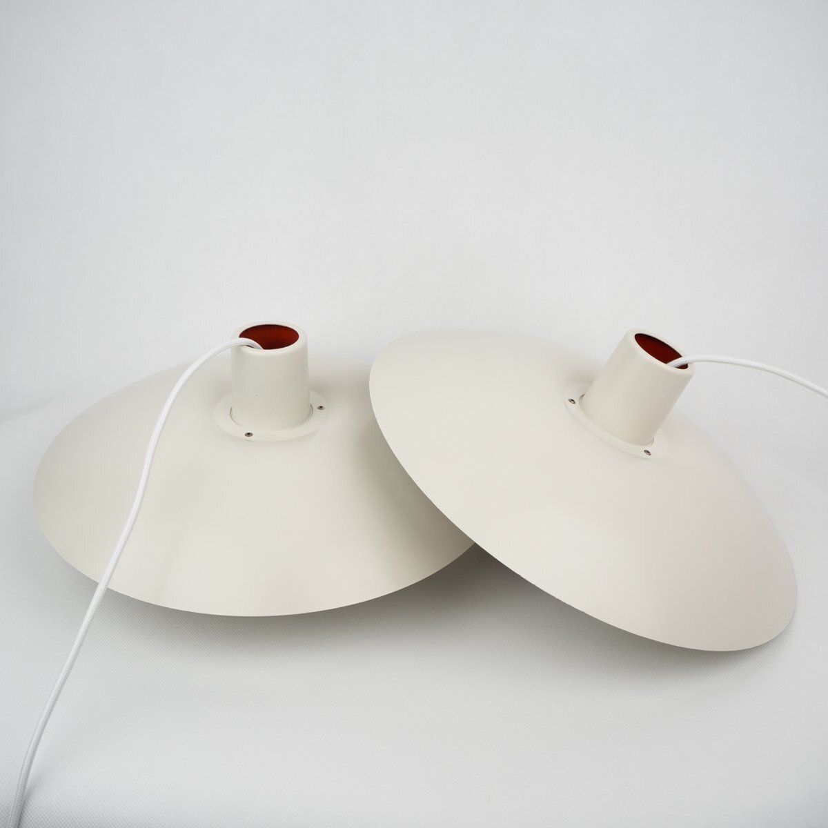 photo for sale Vintage Ph 4/3 Hanglampen Van Poul Henningsen Voor Louis Poulsen, Denemarken, 1966, Set Van 2