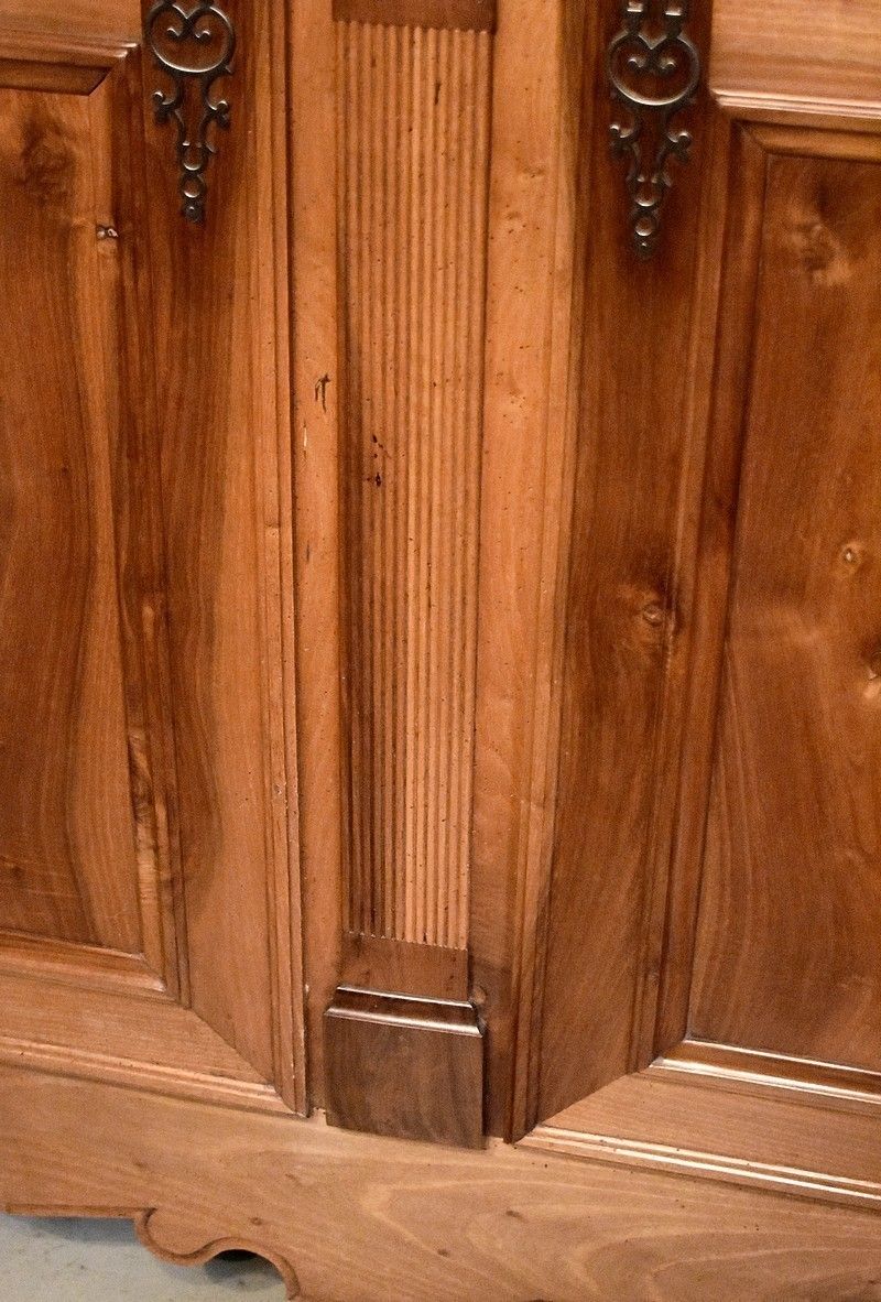 Louis XV Cabinet In Blond Walnut, 19th Century photo vintage