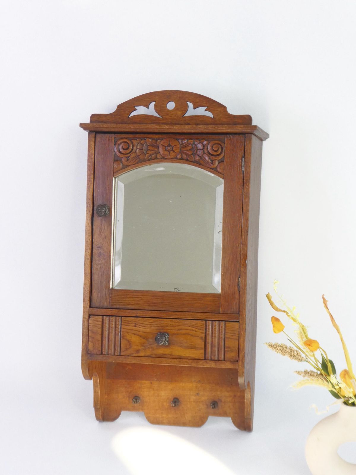 Antique Small Wooden Cabinet With Arch Mirror, Carved Apothecary With Floral Details, Small Chest, Farmhouse Decor photo vintage