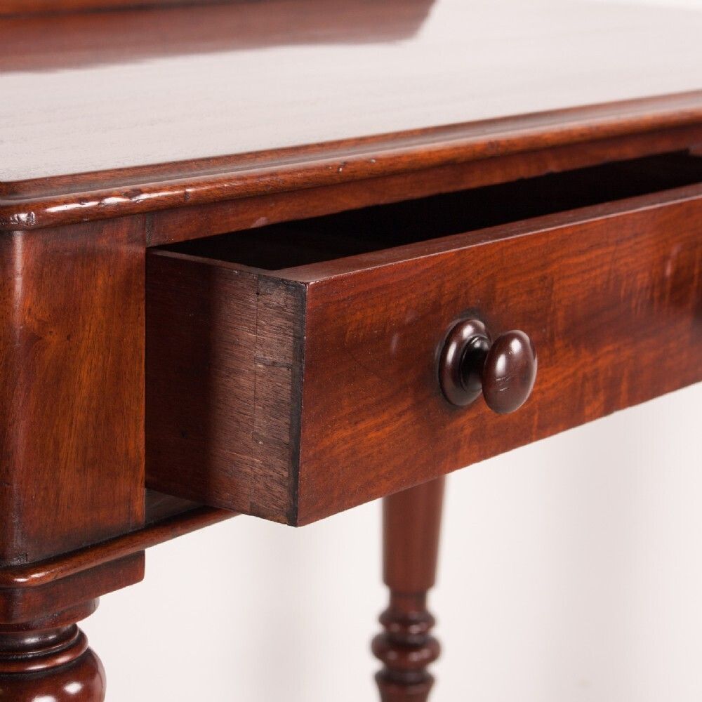 photo vintage Fine Quality 19thc Mahogany Two Drawer Side Table By W Williamson & Sons Of Guildford