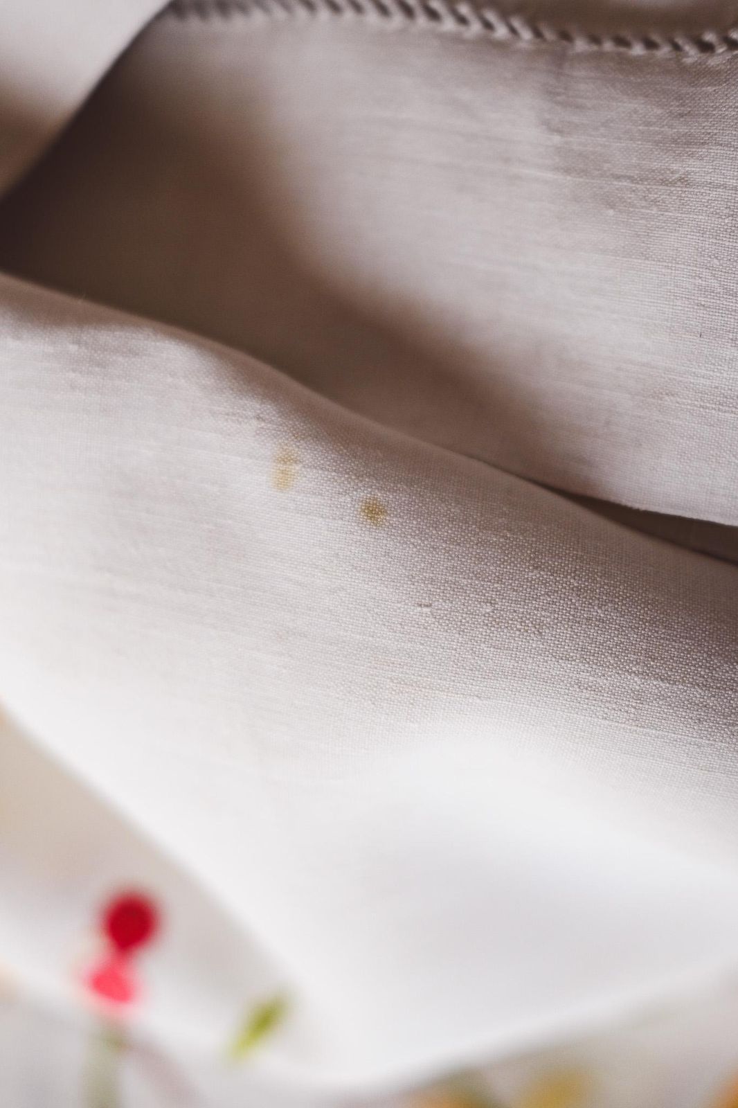 Antique Hand Embroidered Linen Tablecloth, Holly Berry Design, French Fil De Lin 260x190cm photo Textiles