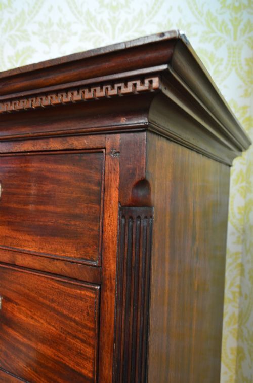 photo furniture Beautiful George III Mahogany Chest On Chest