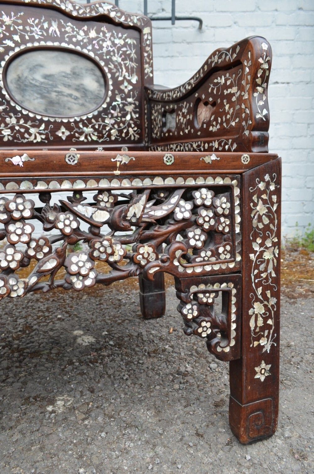 Unusual Early 20th Century Large Chinese Export Bench Inlaid With Mother Of Pearl photo vinterior