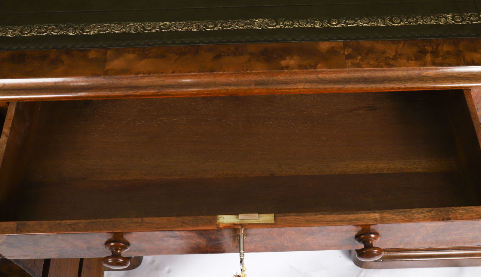 Victorian Crossbanded & Inlaid Flame Mahogany Pedestal Desk  19th C photo vintage